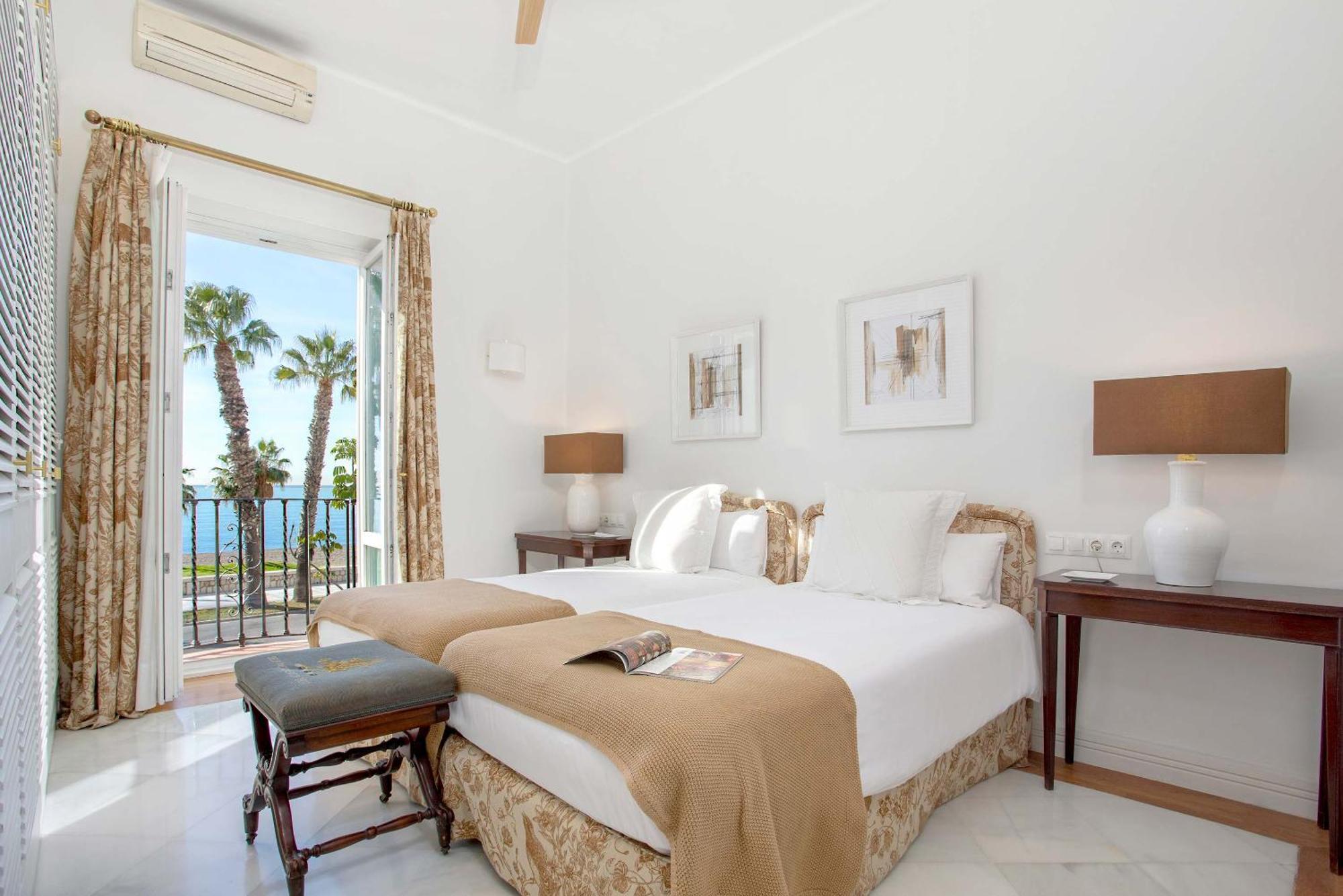 Genteel Home Paseo Maritimo Малага Екстер'єр фото