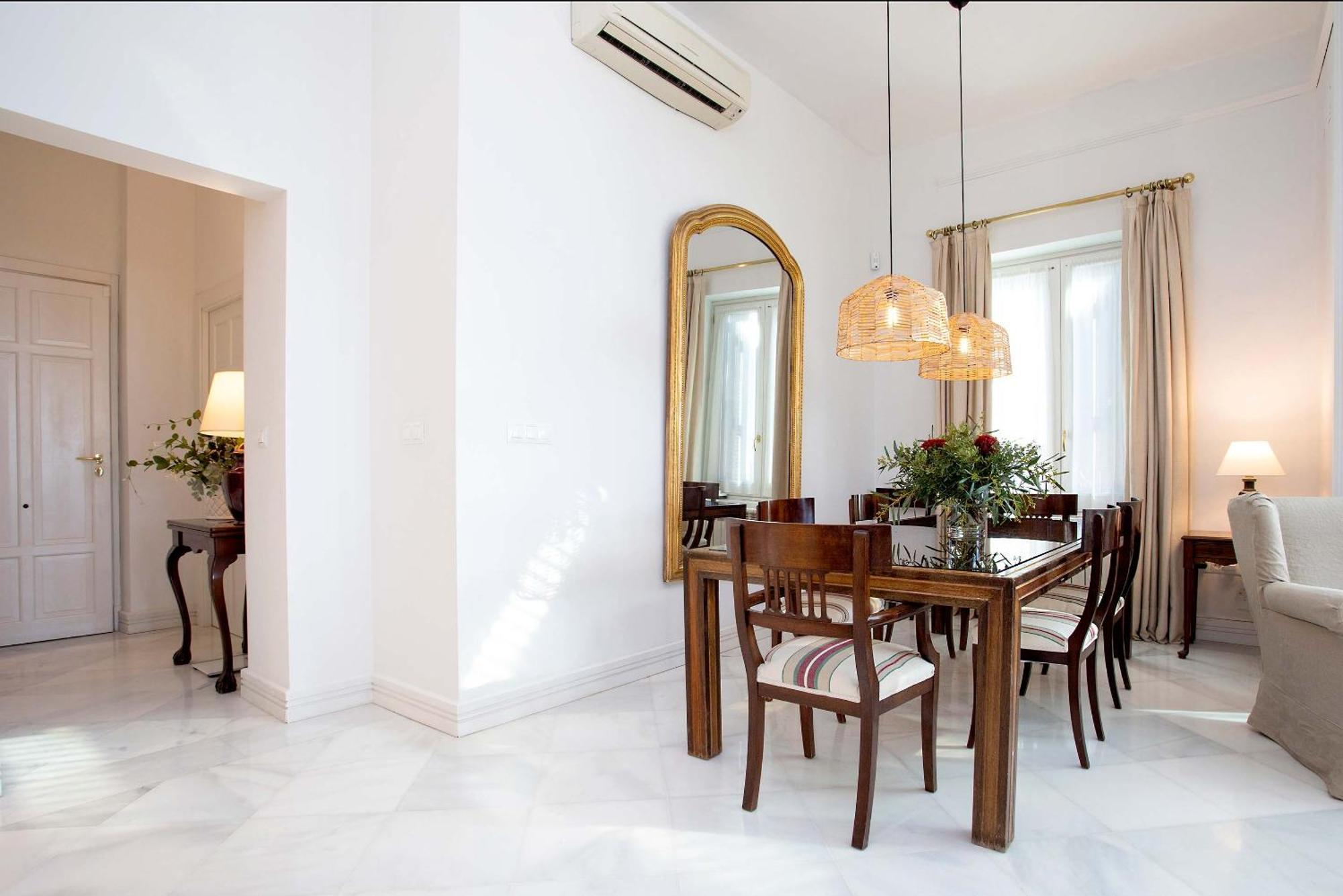 Genteel Home Paseo Maritimo Малага Екстер'єр фото