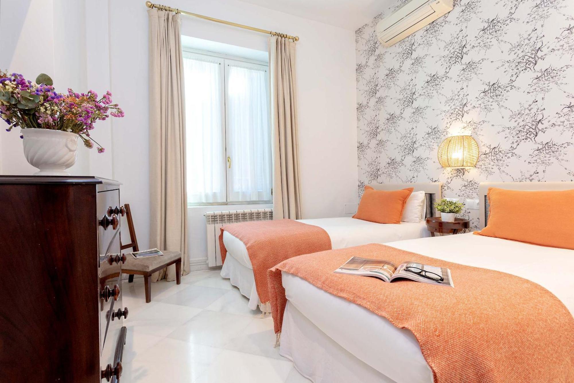 Genteel Home Paseo Maritimo Малага Екстер'єр фото